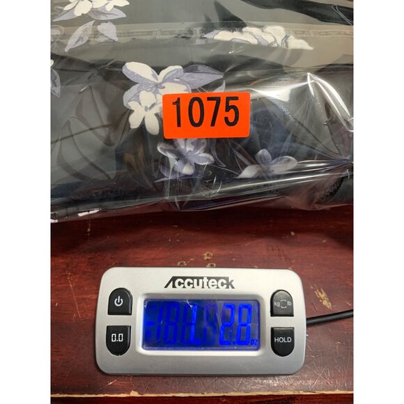 Jaannu Womans XL Reversible Puffer Vest Black / BLK / WHT Flowers Pockets - Picture 14 of 14